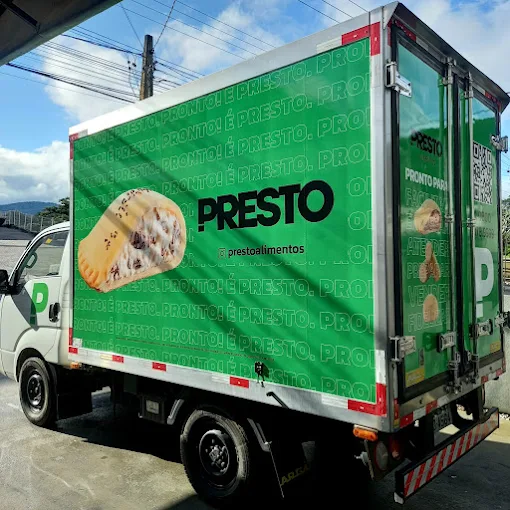 Adesivação de Caminhões